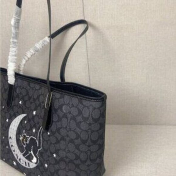 Coach Black Tote Bag with Cat Design - Picture 5 of 7